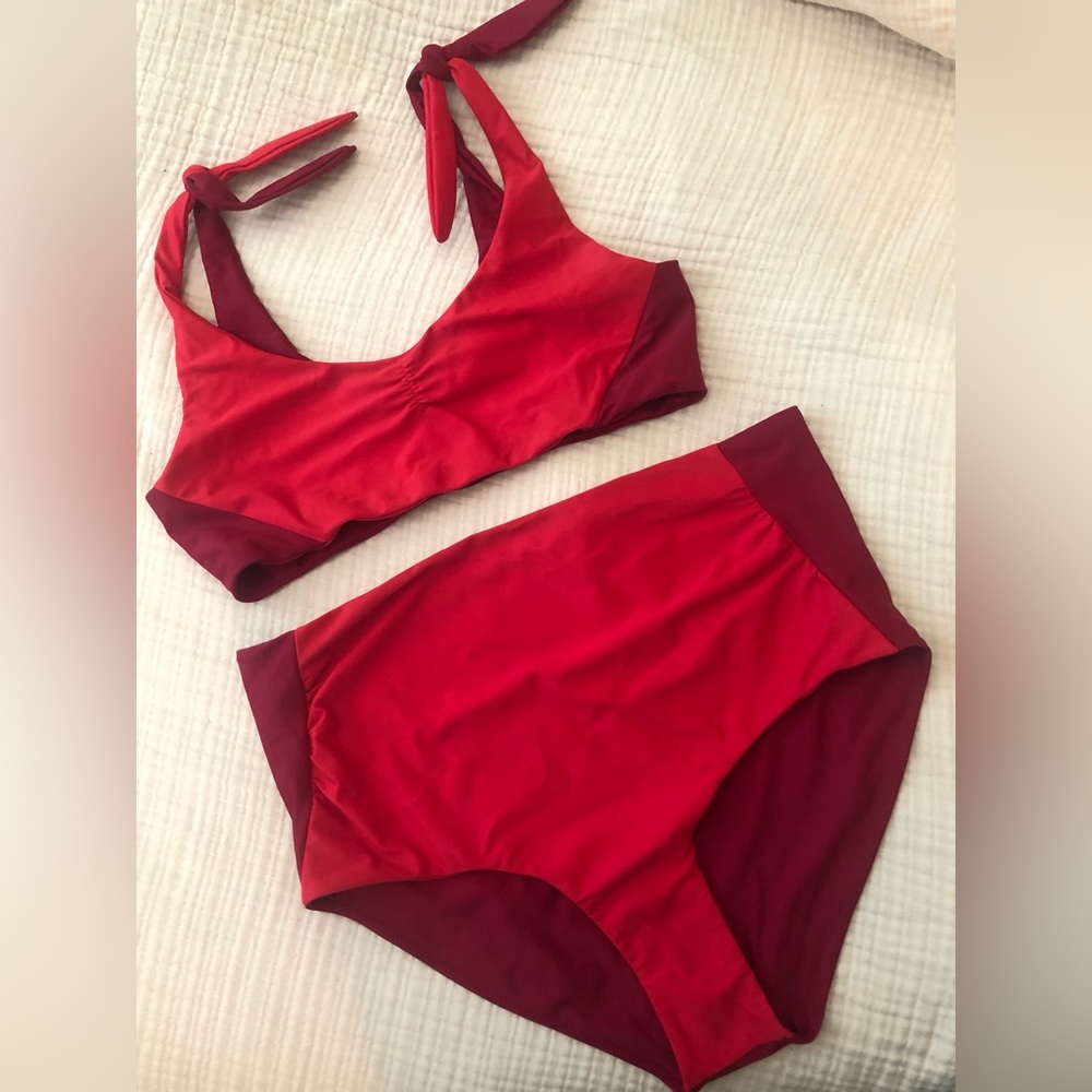Hatch maternity bikini size medium